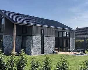 Verblijf 261712 - Vakantiewoning Het Friese platteland - Ruime vrijstaande villa Tzummarum
