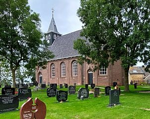 Historische kerk in de buurt van Vakantiehuis in Wjelsryp, Friesland.
