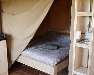 Slaapkamer in Huisje in Wommels, vakantiehuis in het Friese platteland van Friesland.