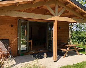 Verblijf 265002 • Vakantiewoning Het Friese platteland • Prachtige 11 persoons Villa nabij de Waddenzee 