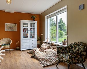 Luchtfoto van vakantiehuis FR115 en omgeving in Noardburgum, Friesland.