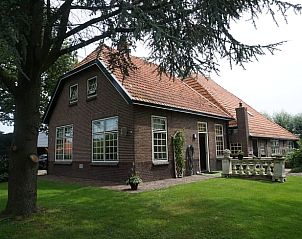 Verblijf 268201 • Vakantiewoning Het Friese platteland • Vakantiehuisje in Zandhuizen 