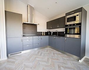 Ruime keuken in Vakantiehuis Hackfort 6, perfect voor een comfortabel verblijf in Gelderland.