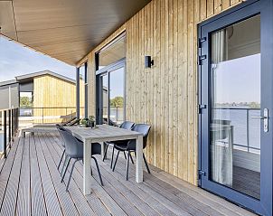 Buitenterras van Vrijstaande woning in Kerkdriel met moderne zitgelegenheid, Rivierengebied, Gelderland