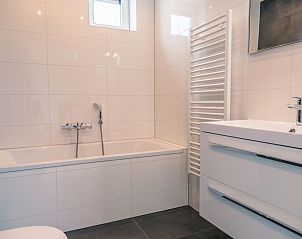 Verblijf 281421 - Vakantiewoning Rivierengebied - Vakantiehuis Aan de Maas - Maas Villa Waterzicht Sauna | 10p