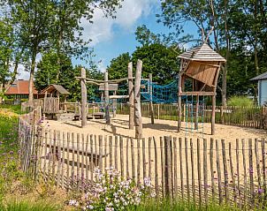 Vakantiehuis Pavilion l'etage 10, Kerkdriel, Gelderland met uitzicht op de rivier.