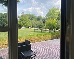 Prachtig uitzicht op de natuur vanuit Vakantiehuisje in Tricht, ideaal voor rustzoekers.