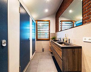 Historische kerk in Beek-Ubbergen, nabij DG724 vakantiehuis, Gelderland.