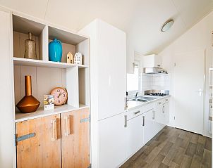 Guest house 285805 - Chalet Rivierengebied - Vakantiepark Eiland van Maurik 2