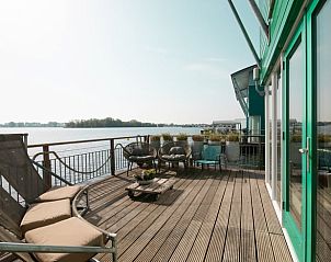 Guest house 287102 - Holiday property Rivierengebied - Huisje in Maasbommel