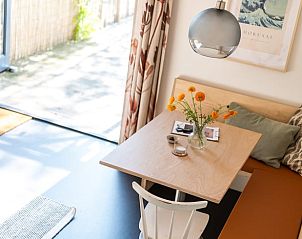 Guest house 287103 - Bed and Breakfast Rivierengebied - Huisje in Maasbommel