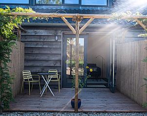 Guest house 287104 - Holiday property Rivierengebied - Huisje in Maasbommel