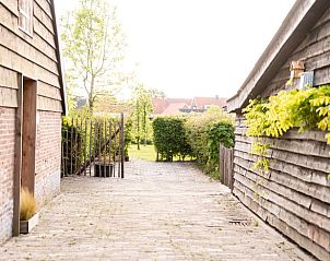 Guest house 287104 - Holiday property Rivierengebied - Huisje in Maasbommel