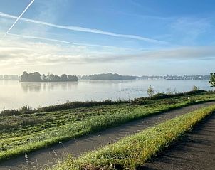 Guest house 287104 - Holiday property Rivierengebied - Huisje in Maasbommel