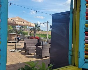 Guest house 287107 - Holiday property Rivierengebied - Huisje in Maasbommel