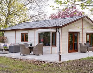 Guest house 287901 • Holiday property Rivierengebied • Huisje in Heesselt 