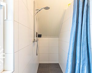 Wasruimte met apparatuur in vakantiehuis DG993, Winterswijk, Gelderland.