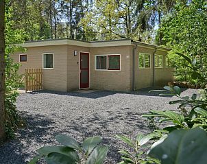 Ingang van Vakantiehuisje in Winterswijk, midden in de groene Achterhoek.