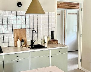 Moderne Kche in Cottage in Winterswijk, Ferienhaus in Winterswijk, Achterhoek, Gelderland.