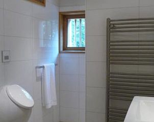 Stijlvolle badkamer in Vakantiehuis in Winterswijk, Achterhoek, Gelderland.
