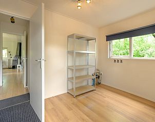 Ruime kamer met uitzicht in Vakantiehuis in Winterswijk, Achterhoek, Gelderland.