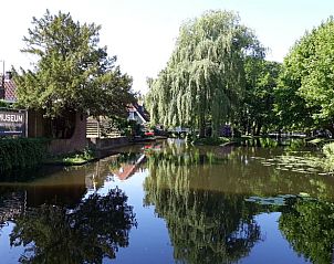 Paardrijden door de velden nabij Huisje in Barchem, vakantiehuis in Barchem, omgeven door uitgestrekte natuur.