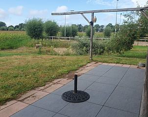 Appelboom in de tuin van Vakantiehuisje in Barchem, Achterhoek, Gelderland.