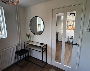 Stijlvolle entree van Vakantiehuis in Barchem, Achterhoek, Gelderland met moderne inrichting.