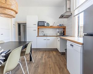 Keukenapparatuur in vakantiehuis DG693, Barchem, met moderne voorzieningen.