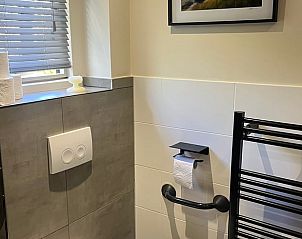 Moderne badkamer in Huisje in Heelweg, vakantiehuis in de Achterhoek, Gelderland.