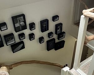 Kunstzinnige trapdecoratie in Vakantiehuis in Heelweg, Achterhoek, Gelderland.