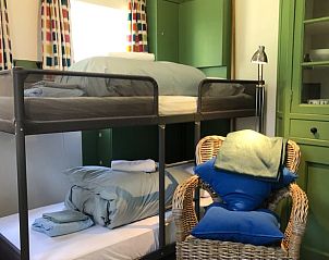 Knusse slaapkamer met stapelbed in Huisje in Zelhem, Achterhoek, Gelderland.