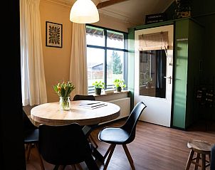 Gezellige eetkamer in Huisje in Zelhem, vakantieverblijf in de Achterhoek, Gelderland.