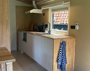 Stijlvolle keuken in Huisje in Aalten, vakantiehuis in Achterhoek, Gelderland.
