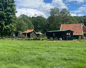 Prachtig uitzicht op vakantiehuis Huisje in Aalten, omgeven door natuur in Aalten, Achterhoek, Gelderland.