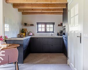 Lommerrijke bospaden in de omgeving van vakantiehuis DG1466, Aalten, Achterhoek.