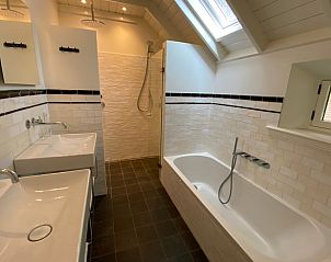 Luxe badkamer in Huisje in Laren (GLD), vakantiehuis in de Achterhoek, Gelderland met moderne voorzieningen.