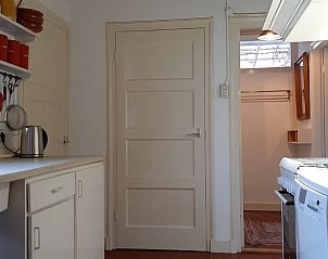 Functionele keuken in Vakantiehuisje in Lochem, ideaal voor een ontspannen verblijf in Gelderland.