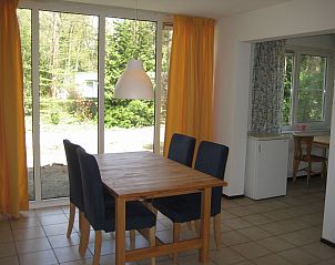 Slaapkamer in Vakantiehuis 4L, Lochem, Achterhoek met comfortabele bedden voor een goede nachtrust in Gelderland.