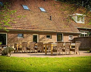 Enjoy the spacious garden and cozy terrace at Holiday home in Lochem, an idyllic stay in the Achterhoek, Gelderland.