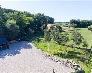 Vakantiehuis in Zeddam biedt een prachtig uitzicht op de groene omgeving van Achterhoek, Gelderland met weelderige natuur en rust.