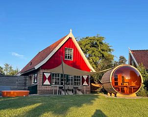 Guest house 295830 - Holiday property Achterhoek - De Essenburgh met hottub en sauna
