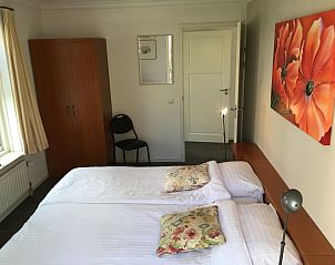 Spacious bedroom with double bed in vacation home of mooistevakantiehuis.nl in Winterswijk, Achterhoek.