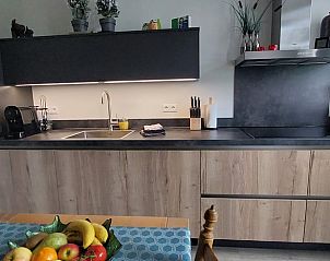 Moderne keuken in Vakantiehuis in Winterswijk Corle, uitgerust voor koken in Achterhoek, Gelderland.