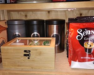 Tpfe und Pfannen in der Kche des Ferienhauses in Beekbergen, Gelderland, zum Kochen.