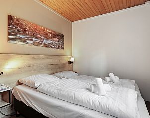 Detail van gezellige slaapkamer in Heideheuvel 6-persoons bungalow, Beekbergen, Veluwe.