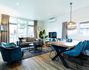 Lichte woonkamer in Module Special 6 personen, vakantiehuis in Ede Veluwe.