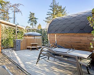 Wellnessfaciliteiten met sauna bij Boslodge Silva, vakantiehuis in Ede, Veluwe.