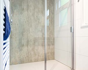 Stijlvolle douche in Module Special vakantiehuis, Ede, Veluwe, Gelderland.