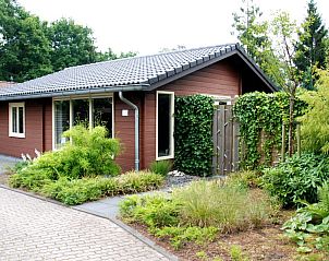 Buitenkant van De Leuvenhorst/Haspel, een charmant vakantiehuis in Ermelo, Veluwe. Omringd door natuur en rust.